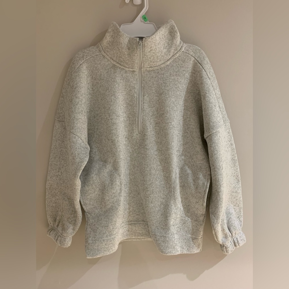Old Navy Activewear Half Zip Hoodie in Heather Grey Size Large (10-12)